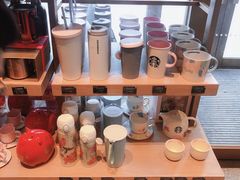 零售区-星巴克臻选(北京世贸天阶店)
