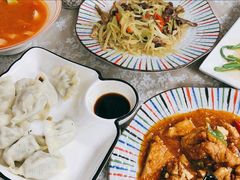 -天天向上素食餐厅(五台山店)