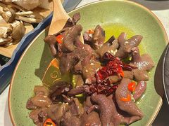 -芸山季·云南山珍菌火锅(人民广场来福士店)