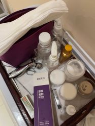 -蕾蕾美颜美容美体