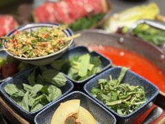 -楠小云·云南鲜菌·鲜牛自助火锅(九眼桥店)