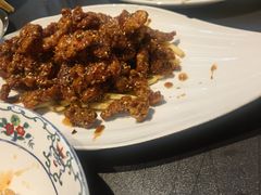 -老码头黑皮肘子锅包肉熏酱水饺(文政街店)