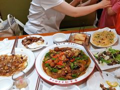 -鲁南仔·滕州炒鸡(经三路店)