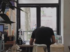 -WOW coffee