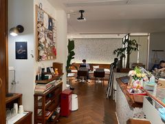 -Line 咖啡(石厦花园店)