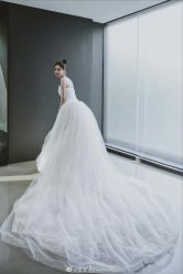 -Vera Wang婚纱礼服旗舰店
