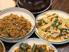 -民间瓦缸煨汤館(嵩山路店)