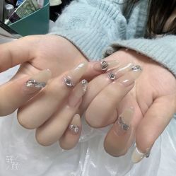 -爱纶美·美甲美睫半永久