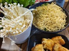 -捞围鲜·港式打边炉(海阳路店)