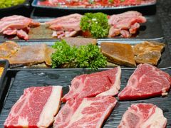 安格斯牛仔骨-赤铁扒拉锅·烤串·烤鸽子