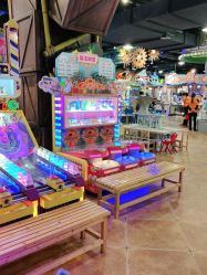 点击看大图 -卡通尼乐园(银泰店)