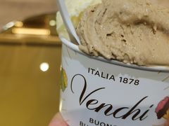 -VENCHI 闻绮(北京国贸商城店)