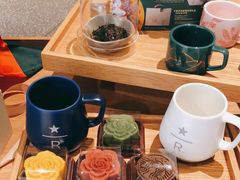 -星巴克臻选(上海合生汇1F店)