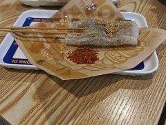 -魔都三兄弟酸辣粉·蘸卤炸串(虹桥万科店)