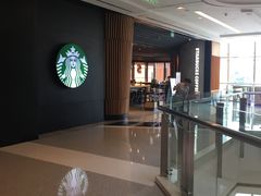 -星巴克(西藏路店)