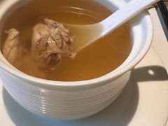 泉水菌菇鸡汤-觀芷隐轩