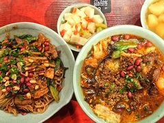 -粉家柳州螺蛳粉(杨宅路店)