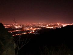 -鬼笑石后山停车场