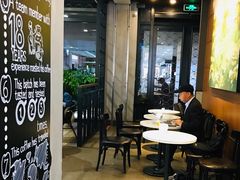 -星巴克(杭州西湖银泰1F店)