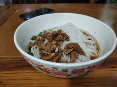 -矮子粉店1985·长沙米粉(湘春路店)