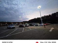 -窦店服务区-停车场