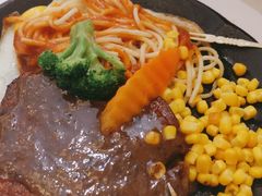 -东方豪客牛排意面披萨(玉函银座店)