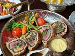 -普朗姆生蚝牛排馆 The Plump Oyster(成都摩方购物中心店)