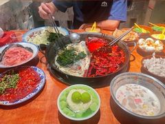 -周小明火锅(黑金冠社区店)