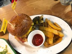 -HELLO 27 意面·沙拉·帕尼尼