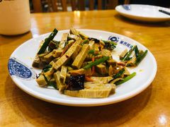 -篱笆院东北饺子王(欧阳路店)