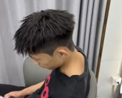 点击看大图 -尤司男士国潮理发馆