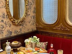 -秘密旅行Bonjour(黑金冠 江南西店)