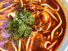 -酸小七(国华广场店)