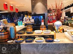 自助取餐区-武汉世茂希尔顿酒店·汇·全日餐厅