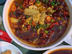 沸腾牛肚-叶派龙虾•招牌香辣蟹·海鲜(中海国际店)