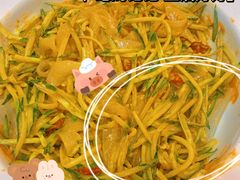 -老码头黑皮肘子锅包肉熏酱水饺(文政街店)