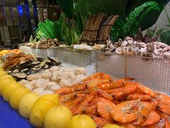 -广州万富希尔顿酒店·感趣自助餐厅·金秋蟹宴生蚝海鲜刺身烧烤