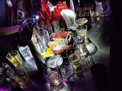 -简奥斯汀·赫本酒吧