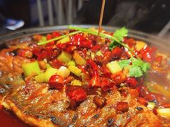 -辣尚瘾·烤鱼·新川菜(交大直营店)