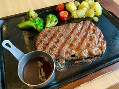 -必胜客(康华路店)