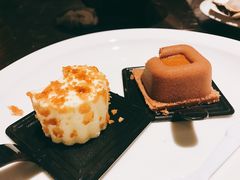 -半岛翡丽海鲜自助餐厅(观风亭店)