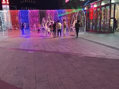 -万宝财富商业广场