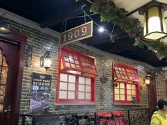 -东口码头·烧鸽子·鱼头泡饼·地方菜(金鹰悦城店)