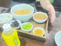 -蟹上黄·蟹黄面·江南糖水(人民广场店)