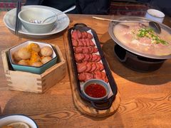 -蜜桃餐厅·伴山(湖滨商业街店)