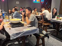 -老街烧烤大排档·地道湖北菜·龙虾馆(汉口火车站店)