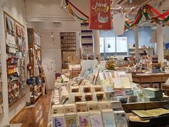 -猫的天空之城概念书店(杭州南宋御街店)