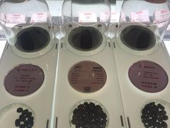 -UNI UNI(环亚凯瑟琳店)