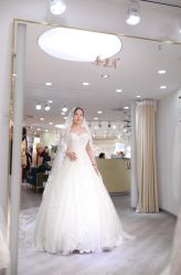 -台湾蔡美月婚纱租赁
