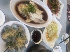 -范饭椰林川湘味海鲜·椰子鸡(三亚湾椰梦长廊店)